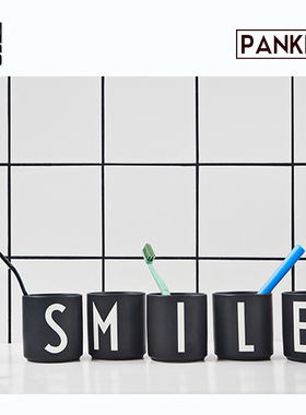 现货 DESIGN LETTERS 黑色个性字母骨瓷杯