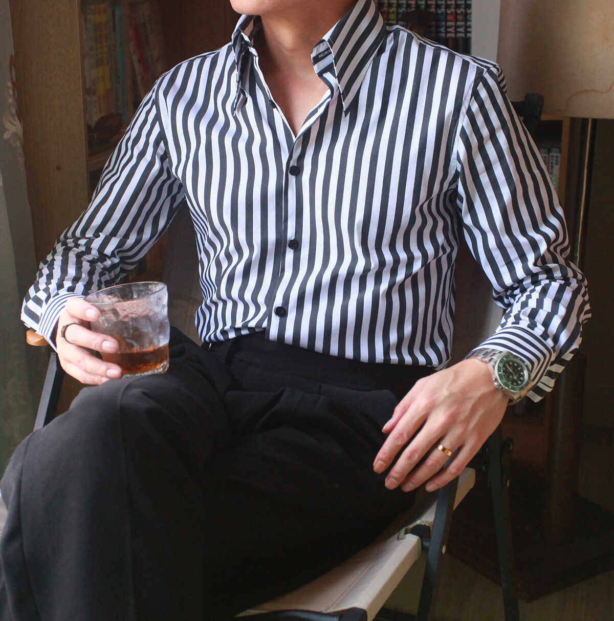 春夏季黑白条纹棉长尖暗扣领衬衫