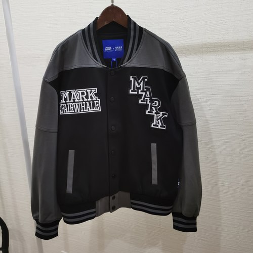 商场撤柜男士秋冬棒球服比得兔重工刺绣联名时尚有质感夹克潮外套