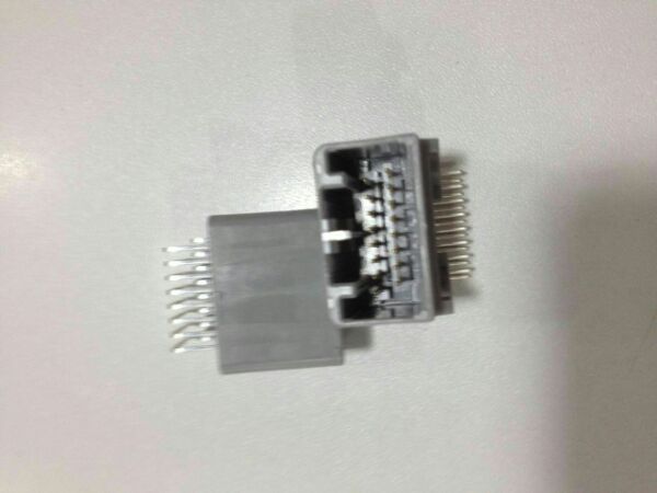一手现货JAE汽车连接器16pin