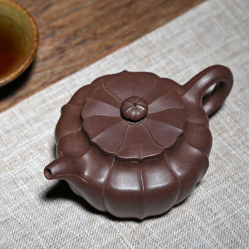 原矿黑墩头名家筋纹器鸣远莲子壶