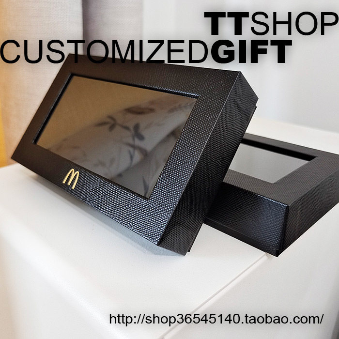 麦当劳黑色特种纸礼品纸盒-天地盖透明窗-徽章收藏收纳-15*9*3cm