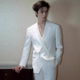 方逸伦明星同款白色重工珍珠西装男高端轻奢宴会演出高级感西服潮