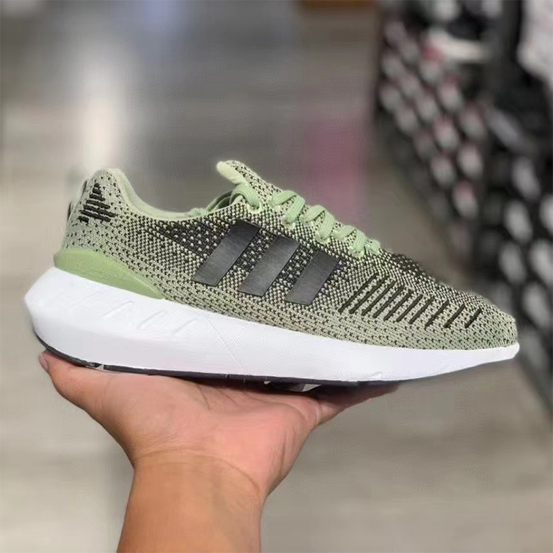 adidas三叶草男鞋SWIFTRUN2