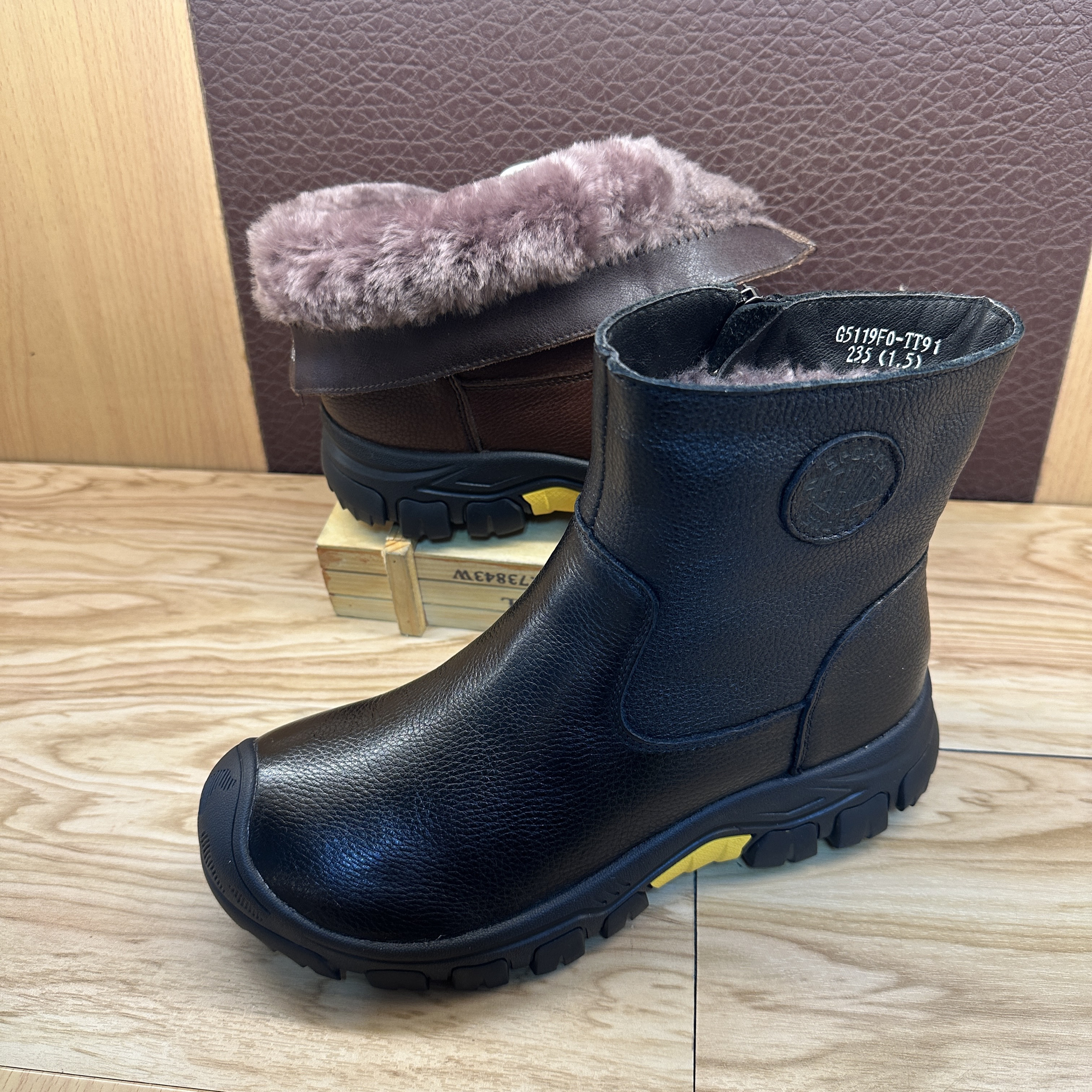 阳光休闲头层牛皮厚底雪地靴