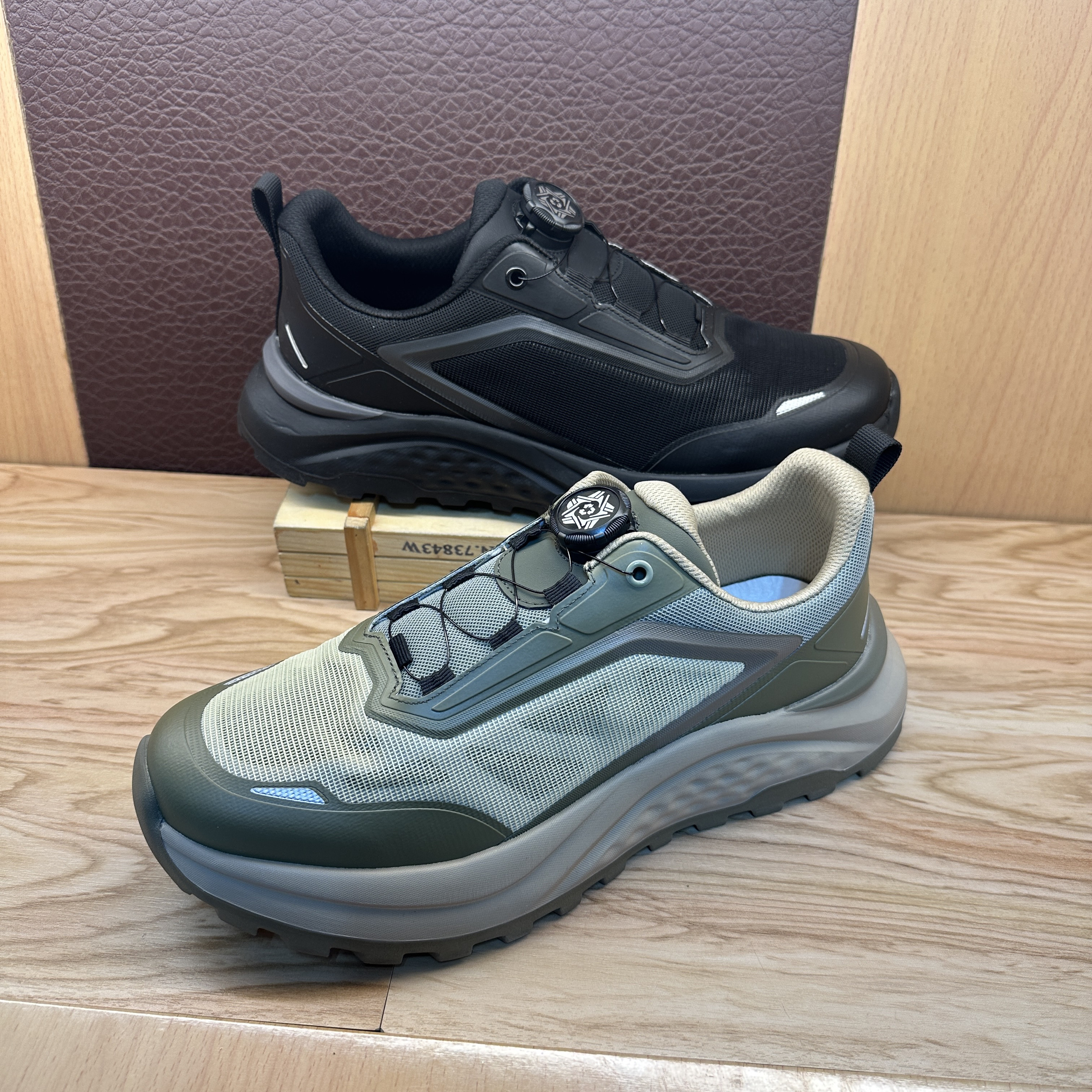 外贸登山鞋男款春夏新款耐磨专业越野鞋透气防滑低帮户外徒步鞋男