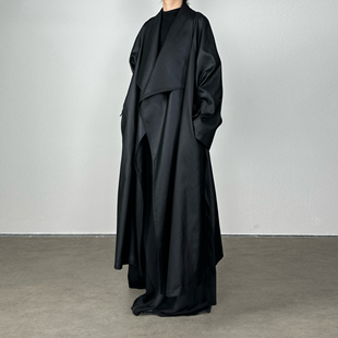 尢系UXI 风衣外套 2025秋冬大翻领撞色内里设计高级感廓形宽松长款