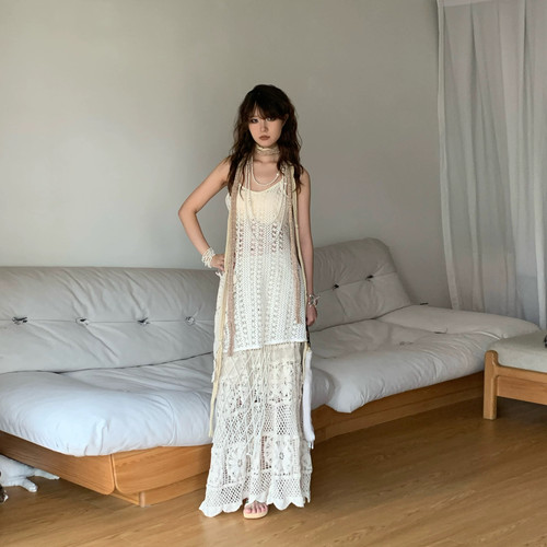 尢系UXI 法式度假风镂空针织连衣裙女蕾丝拼接吊带背心搭配半身裙