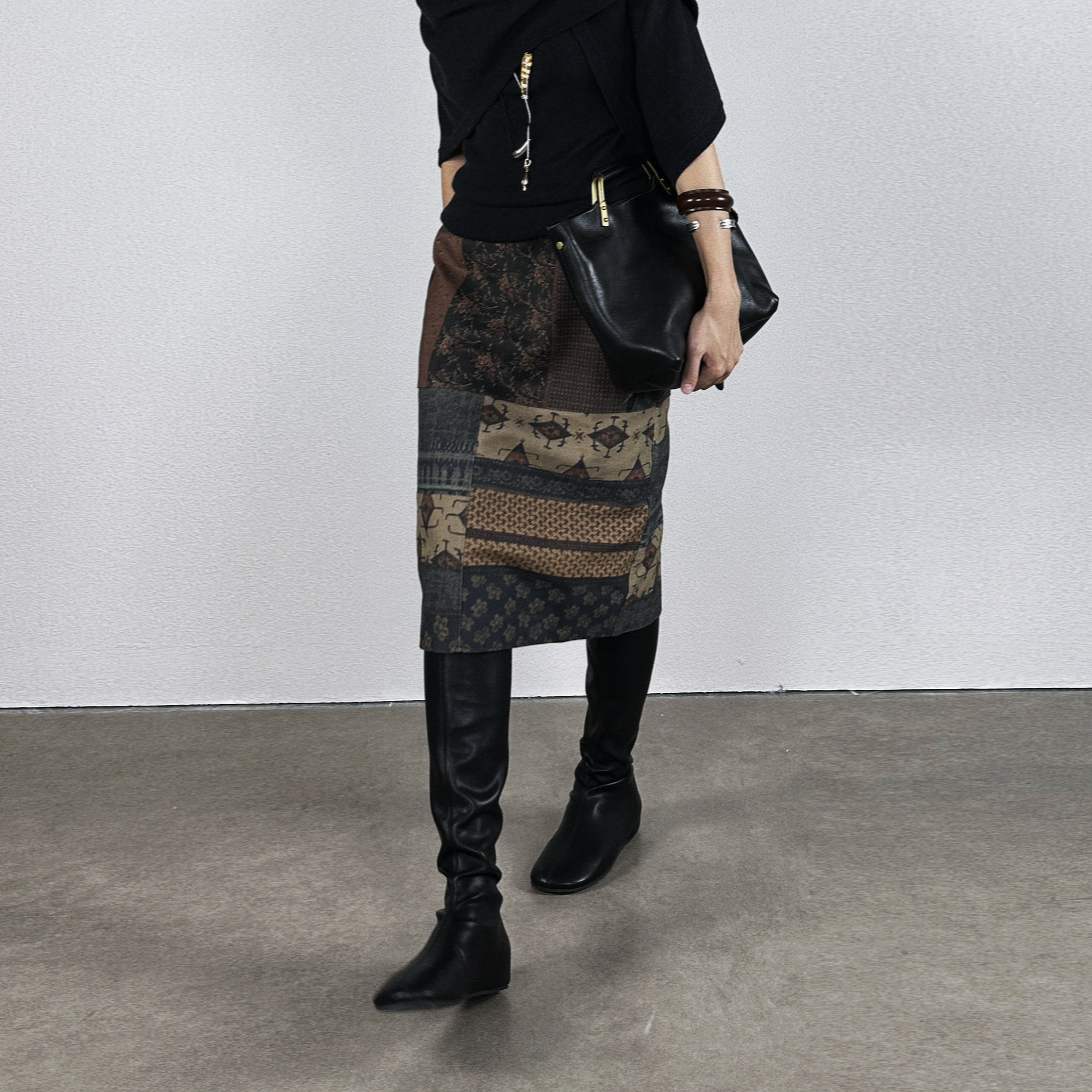 尢系UXI 2025早秋复古印花拼接设计感小众宽松显瘦搭配半身裙