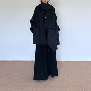 尢系UXI秋冬高级感不规则设计围脖多穿羊毛澳毛毛呢大衣