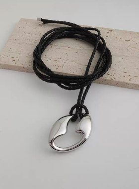 尢系UXI T字环镂空黑色皮绳项链长腰链配裙子裤子高级感腰带女