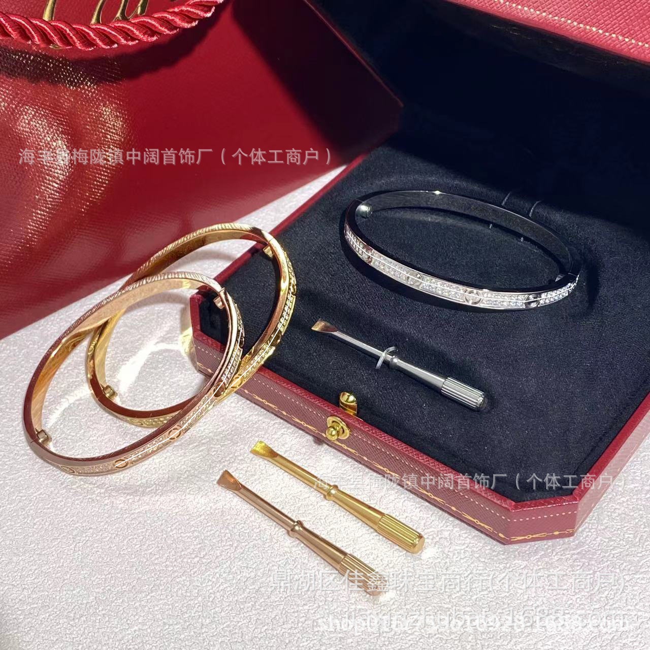 卡家满天星手镯V金精工高版本微镶满钻二三排钻轻奢钛钢手环