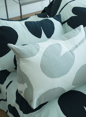 CASTLE GARDEN立体可拆卸腰部靠枕靠垫*床头沙发枕 荷叶/三叶堇