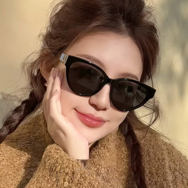 复古猫眼墨镜女潮大框高级感海边