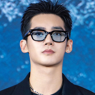于适同款墨镜男款高级感小脸方形透明浅蓝色小脸太阳镜女防紫外线