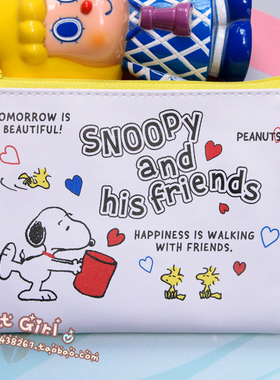 特！日单。SNOOPY 小红爱心 PU 小手包手拿包收纳包~
