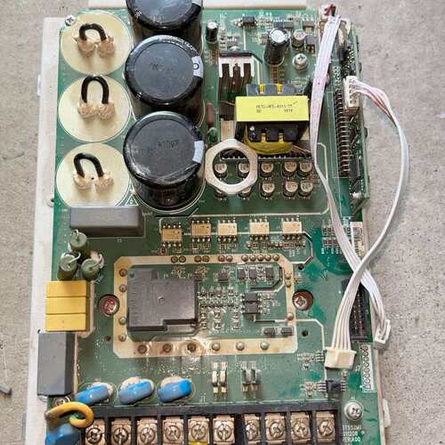 议价XTV-3-2003变频器 NS3T552M1 实图拍摄 当可维修