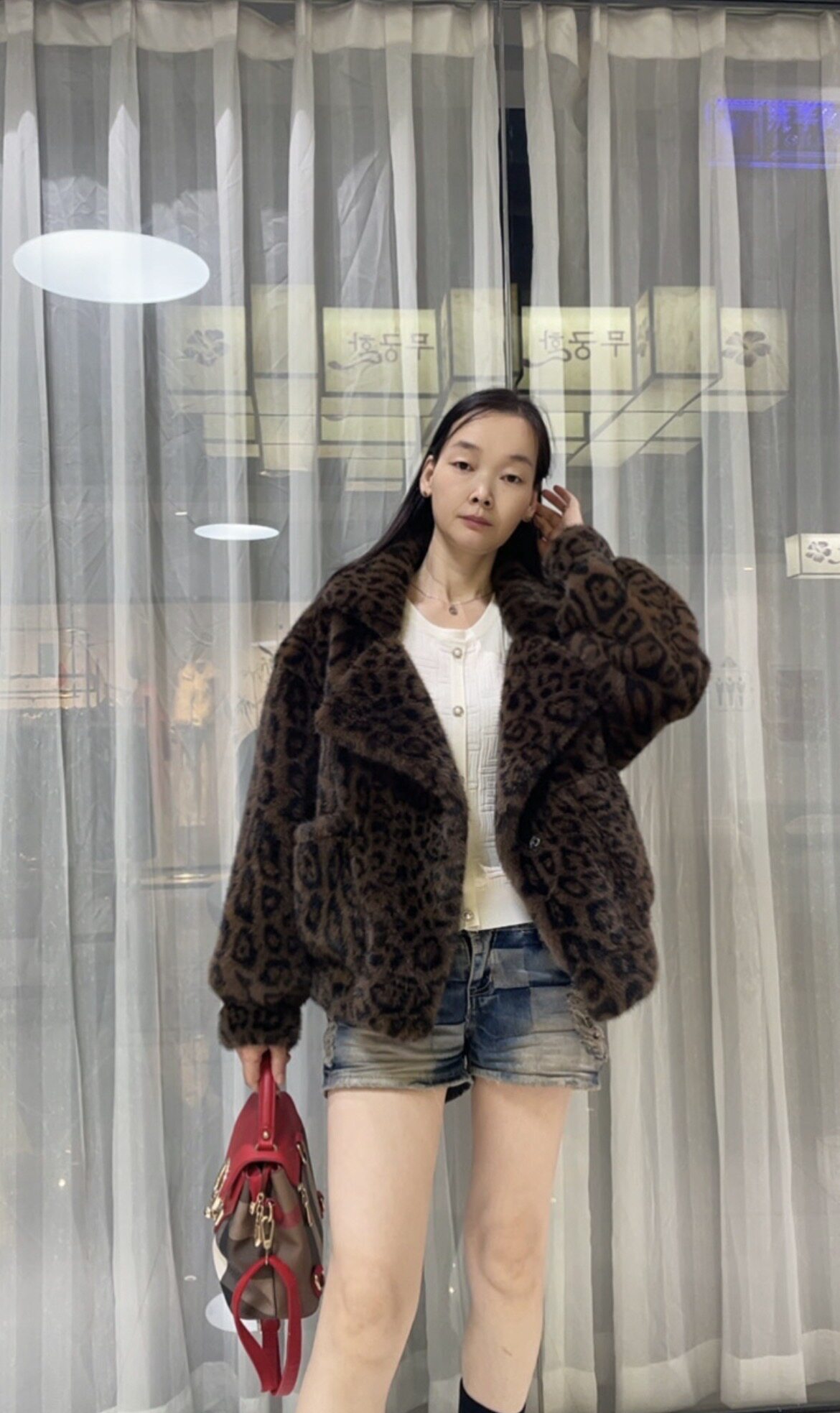 2025新款皮草外套女短款小香风环保皮毛一体豹纹时尚小款