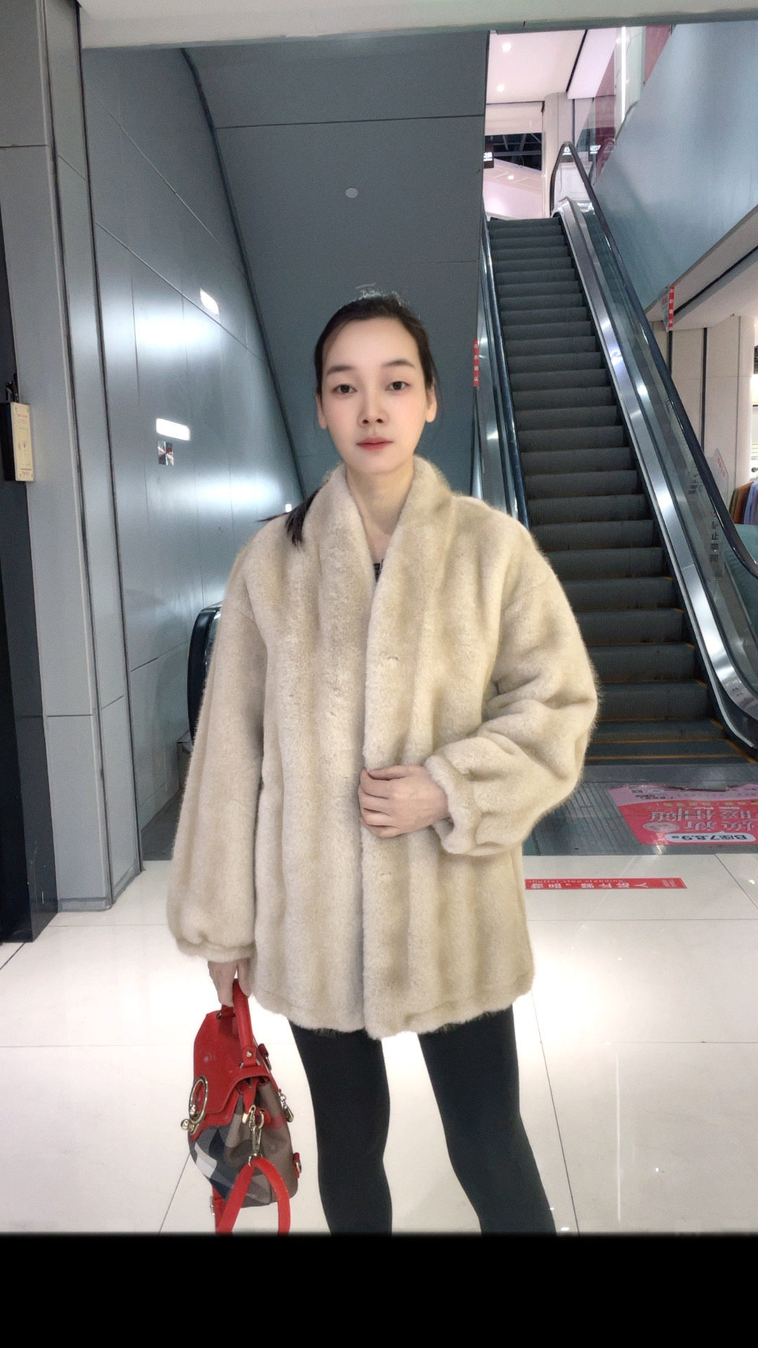 仿水貂环保皮草双色毛网红外套女中长款V领时尚皮毛一体貂皮大衣