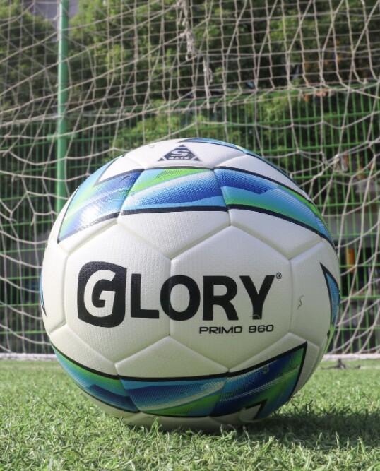 Glory成人比赛专用PU环保热粘合5号足球防滑耐磨年终大促