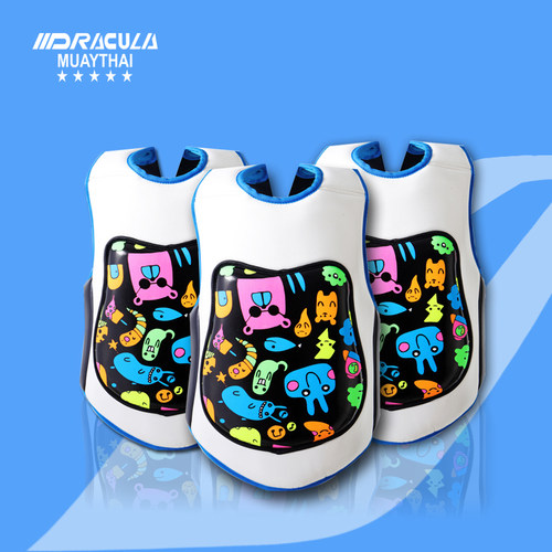 DRACULA拳击护胸安全防护更新颖