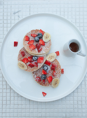 现货黑川雅之日式简约设计餐具日本PLPL骨瓷家用瓷盘套装餐盘托盘