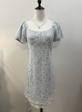 LZHOUSE 2025新款 名媛风全蕾丝珠片方领泡泡袖小个子连衣裙