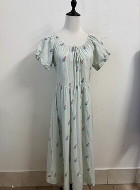 LZHOUSE 2025新款 圆领泡泡袖修腰连衣裙