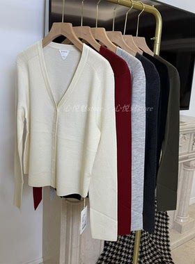 BBE 2024秋冬新款18针四平针美丽奴羊毛V领针织开衫小外套3008