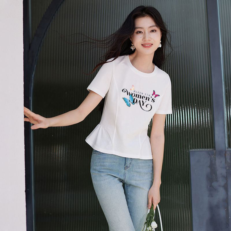 休闲风蝴蝶字母印花短袖上衣女设计感正肩圆领气质感防鱼骨线体恤