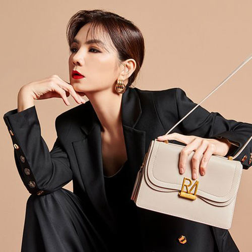 Robinmay X Ella 代言  Elly斜背包 6色