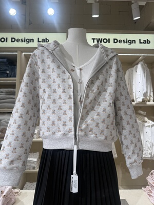 Twoi国内北京正品代购小熊连帽卫衣不支持退换