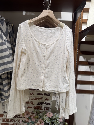 OM one moment国内北京正品代购碎花开衫不支持退换