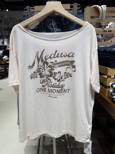 OM one moment国内北京正品代购短袖T恤不支持退换