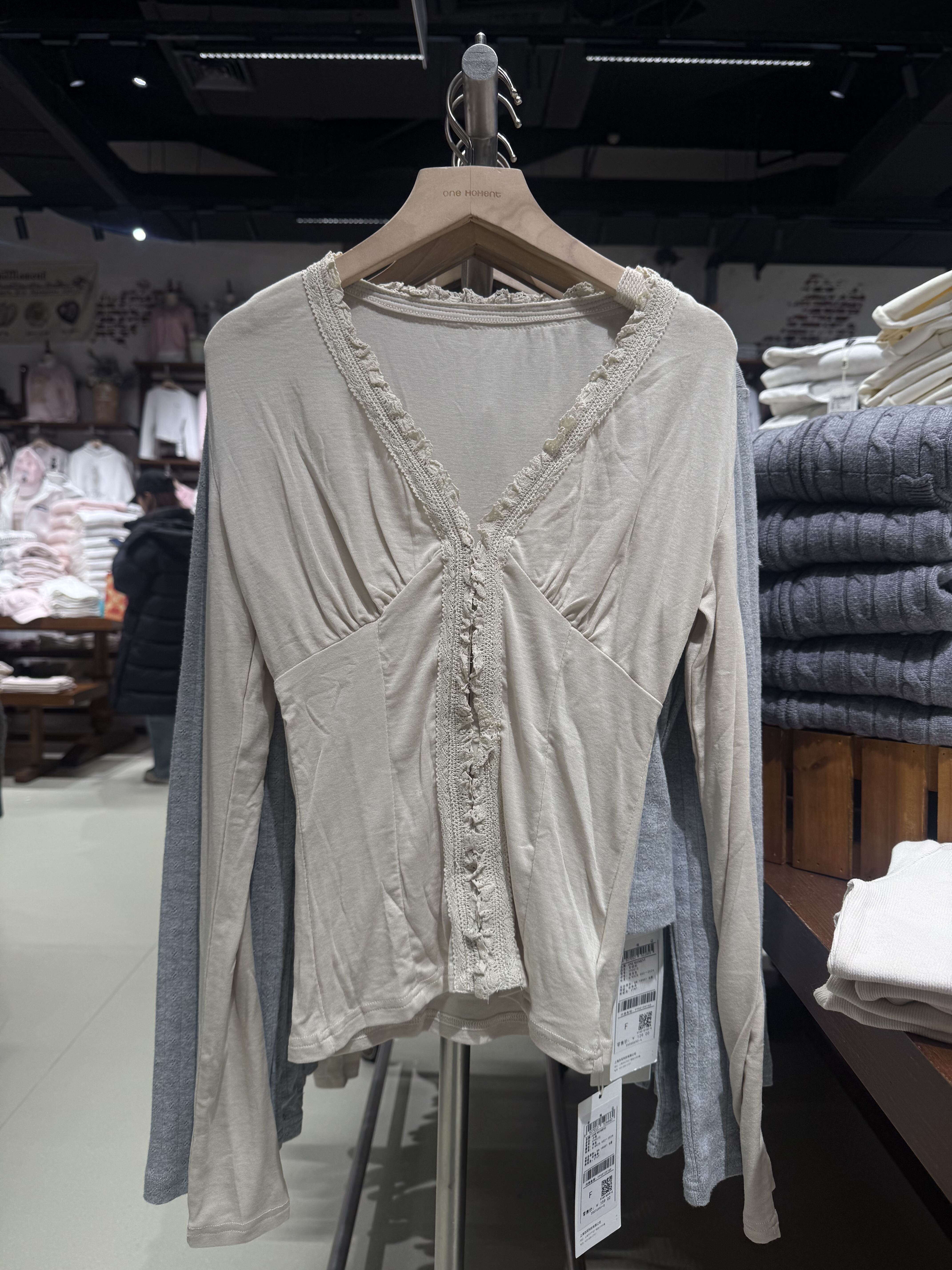 OM one moment国内正品代购小衫内搭不支持退换