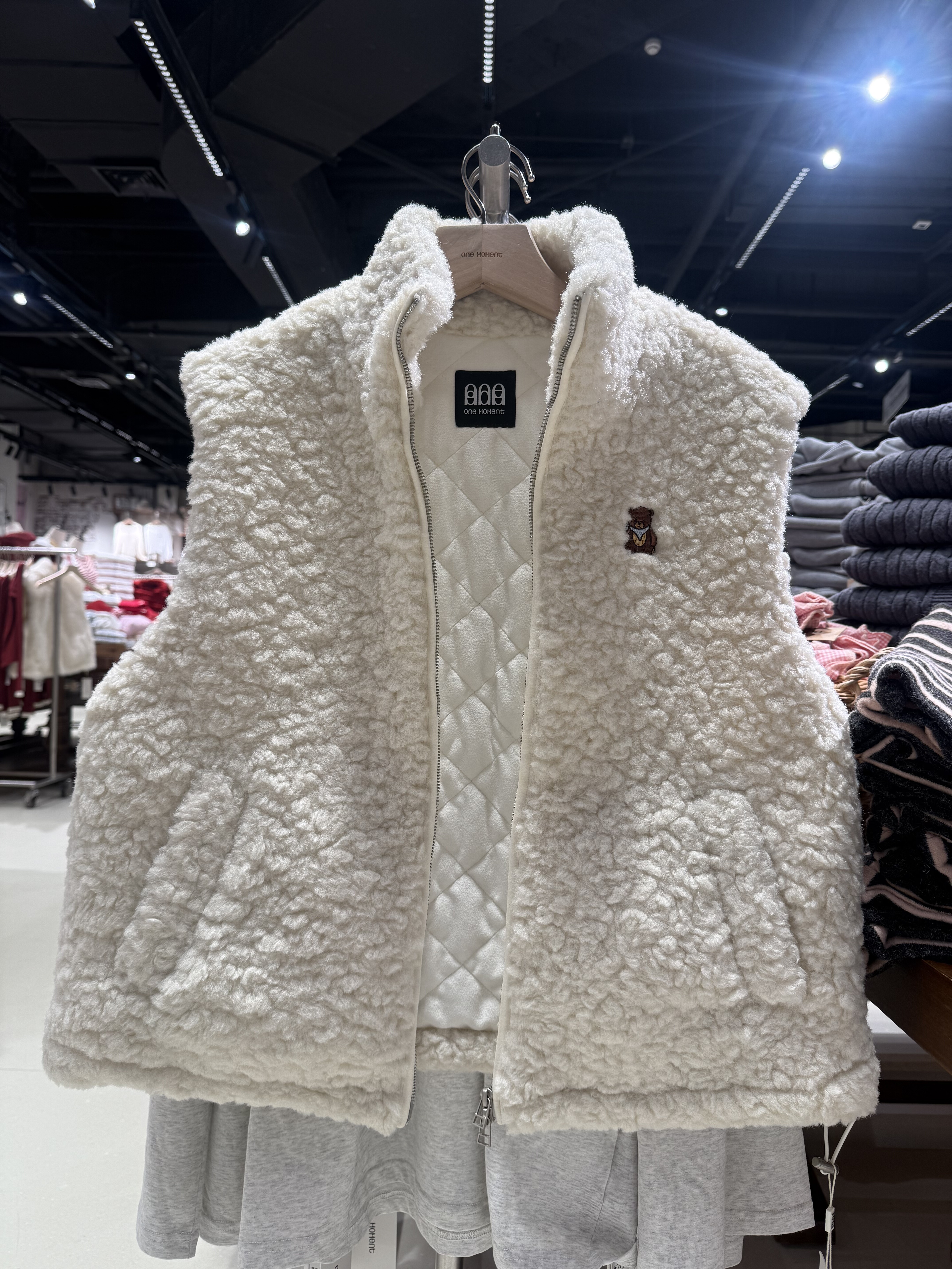 OM one moment国内正品代购马甲不支持退换