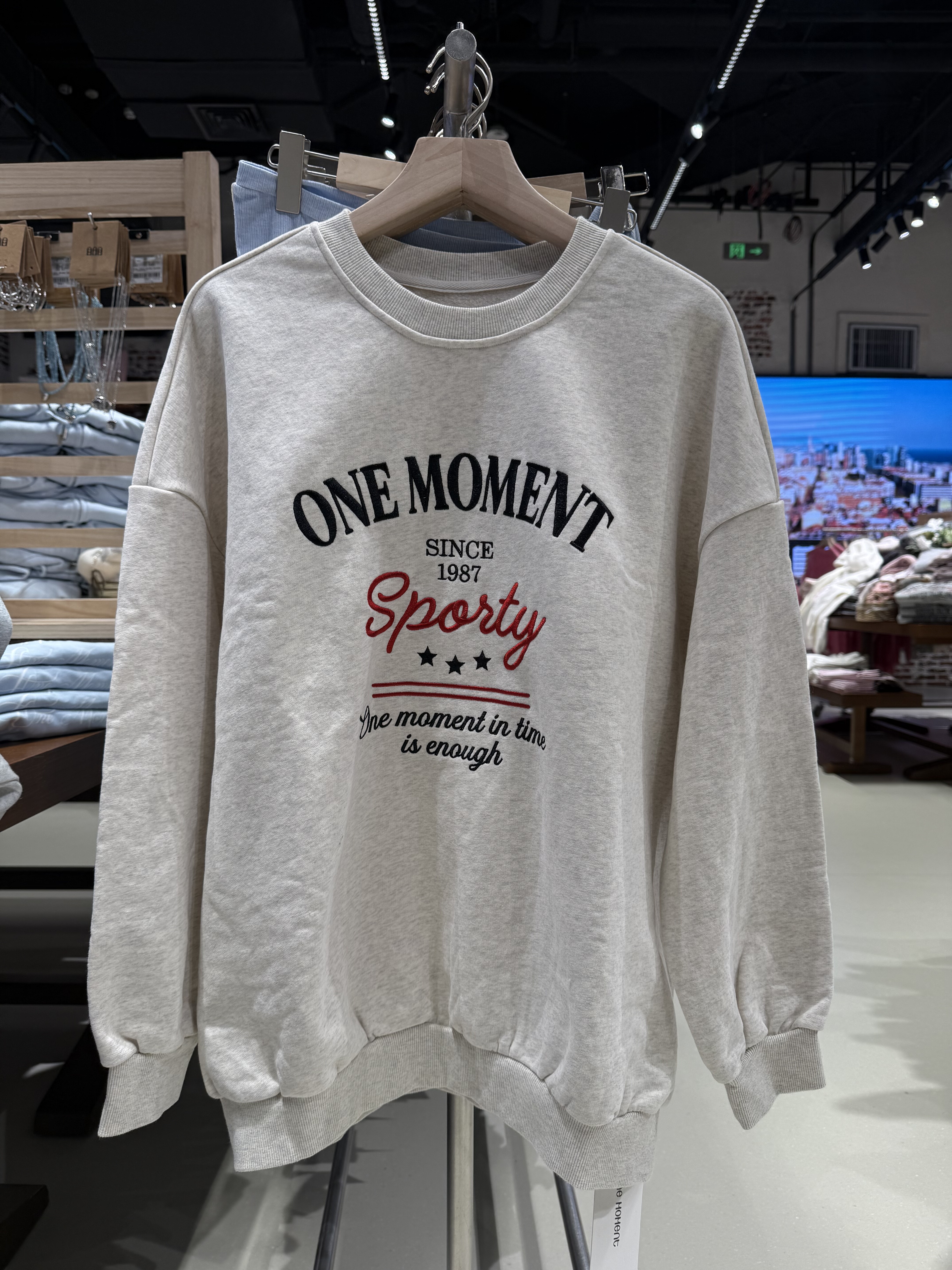 OM one moment国内正品代购套头卫衣不支持退换