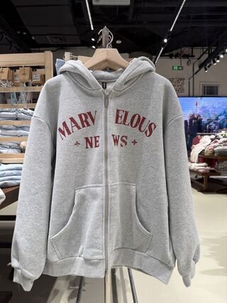 OM one moment国内正品代购拉链连帽卫衣外套不支持退换