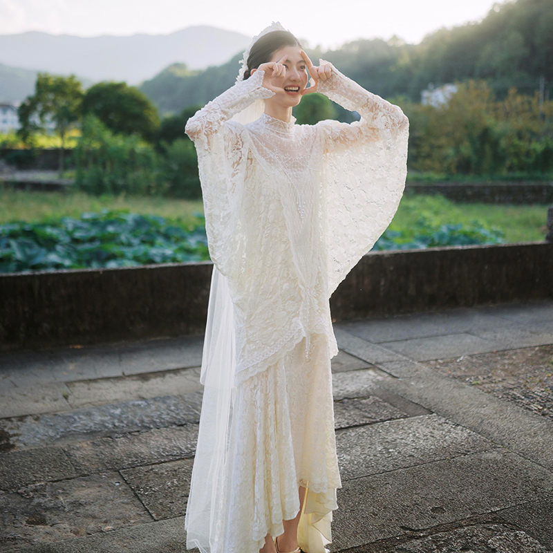 法式高级盖茨比复古小众白色蕾丝长袖订婚结婚婚纱晨袍敬酒服礼服