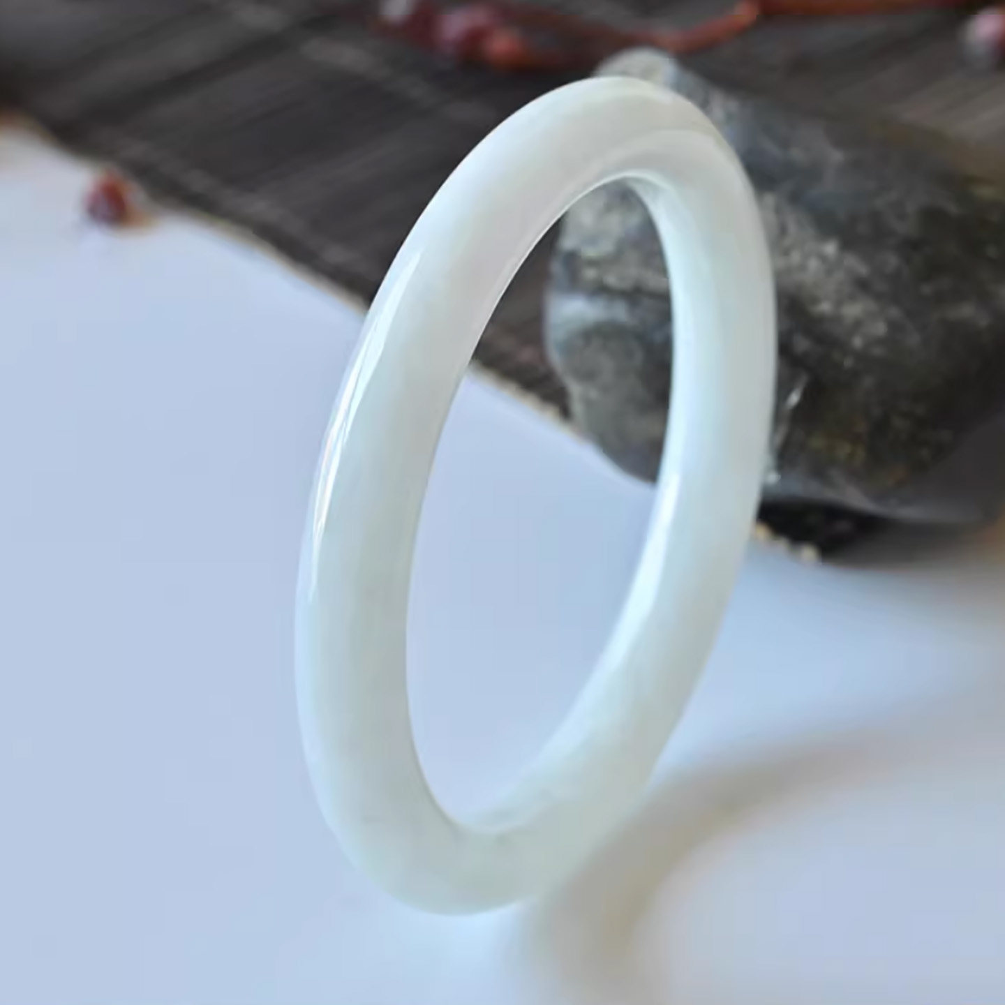 清仓天然A货翡翠手镯叮当镯冰糯种白色玉镯子女54缅甸玉手镯圆条