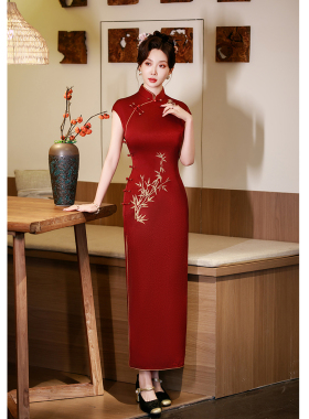 敬酒服新娘红色旗袍小个子2026新款新中式订婚礼服裙平时可穿修身