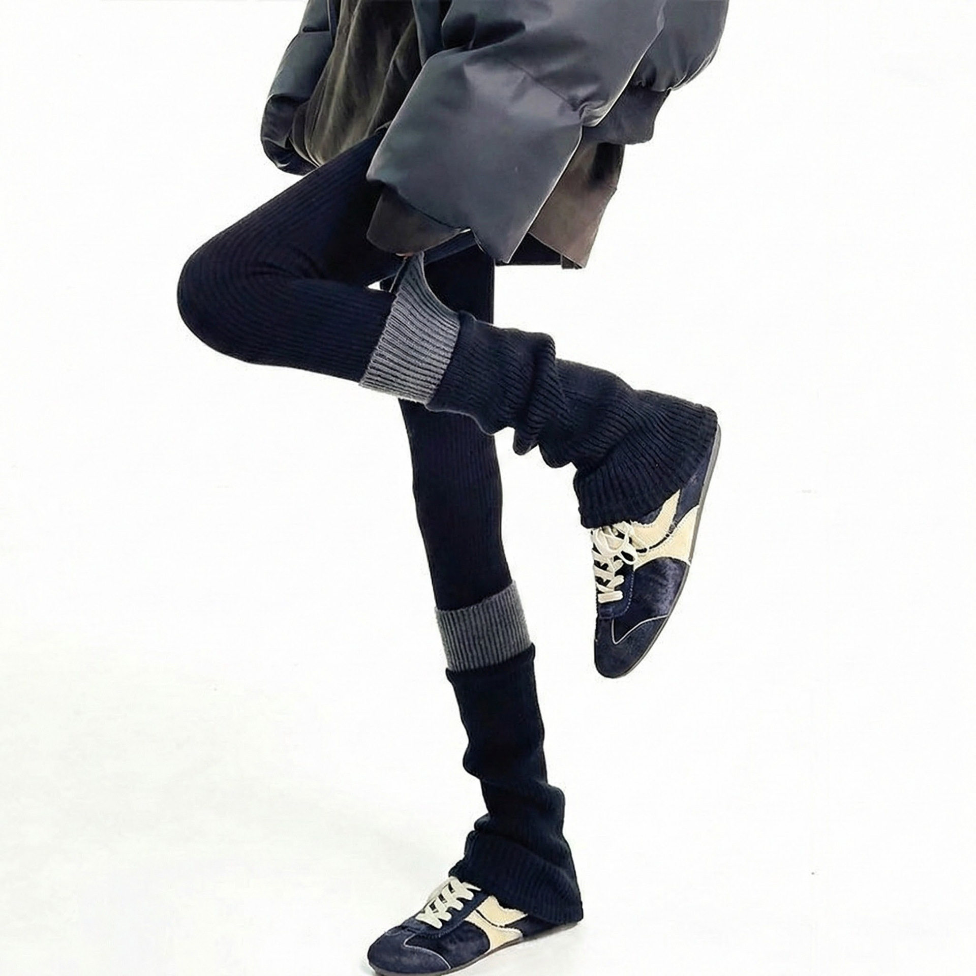 黑灰拼色叠穿微喇叭袜套女春秋修饰腿型搭配打底裤小腿腿套堆堆袜