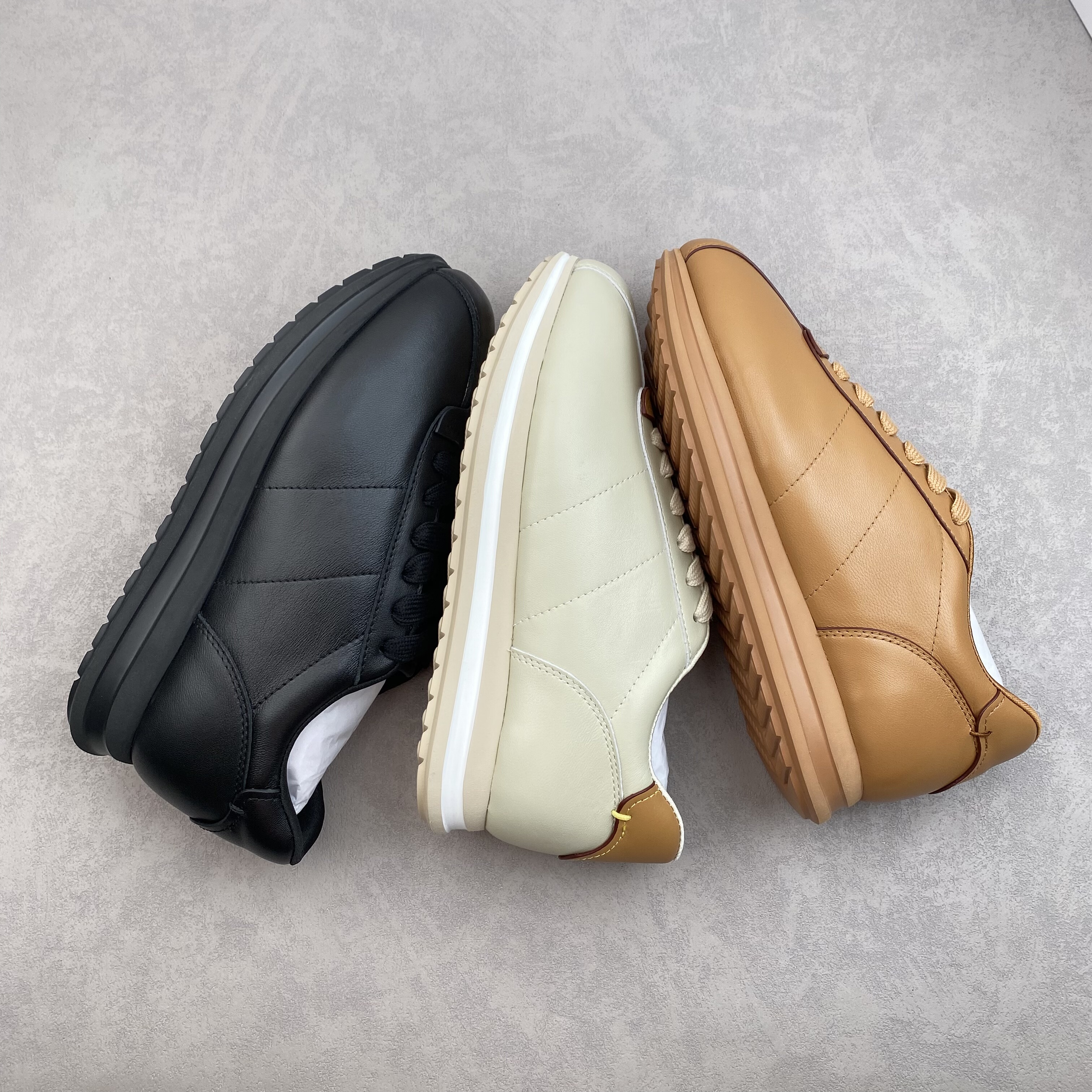 秋冬新款女鞋厚底面包鞋轻便舒适羊皮透气阿甘鞋日常休闲运动鞋