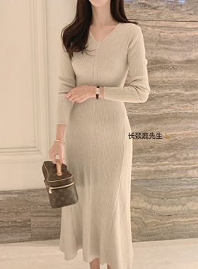 2026年春季新款韩国东大门 jisoo鸡心领优雅针织连衣裙