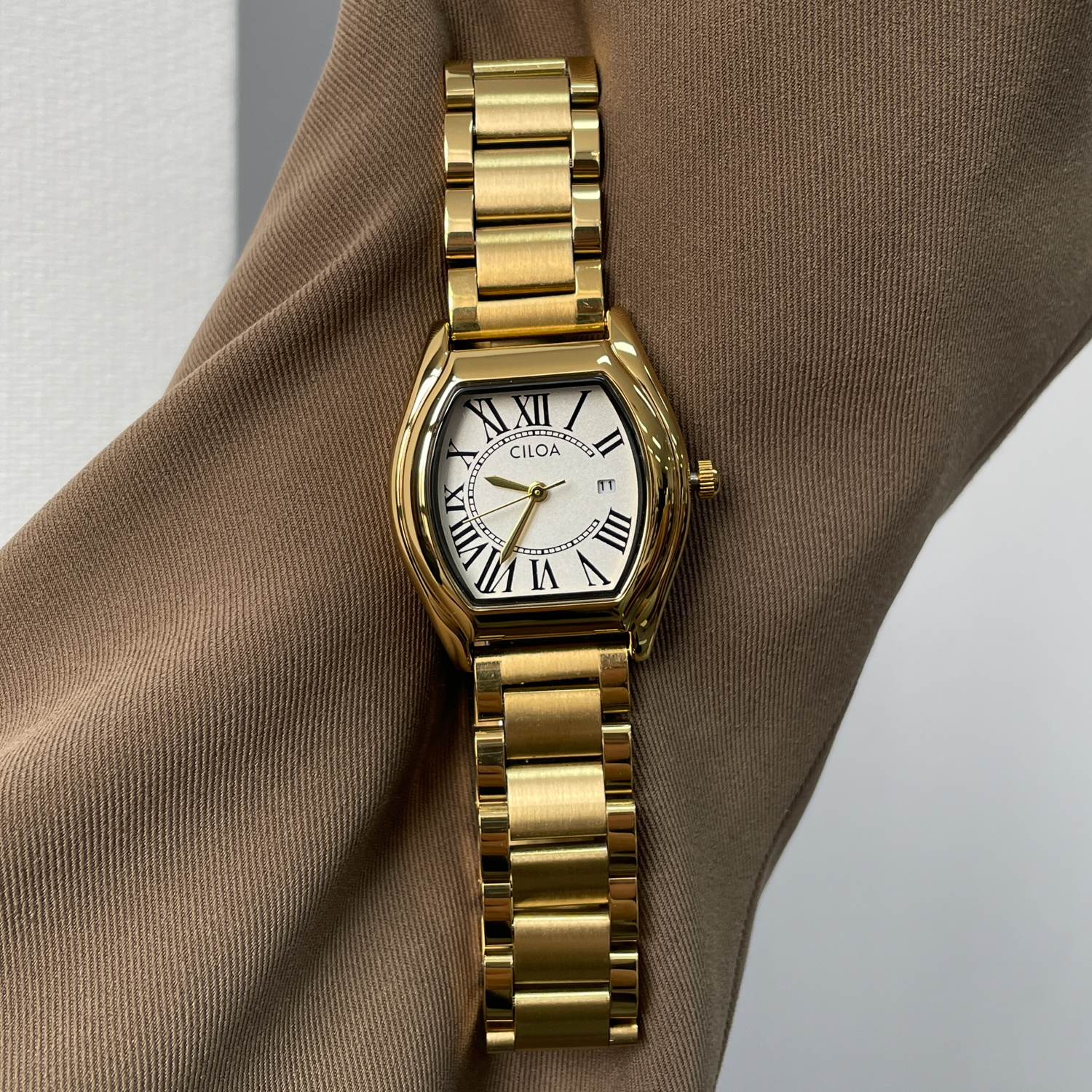 高颜值气质中古品牌女士女款2025新款高级感正品女生女表小众艺术