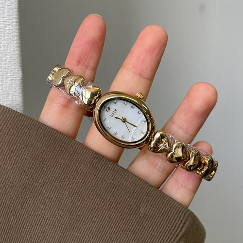 女士金色小表盘手表女复古手链表精致小巧轻奢气质小众高级感腕表