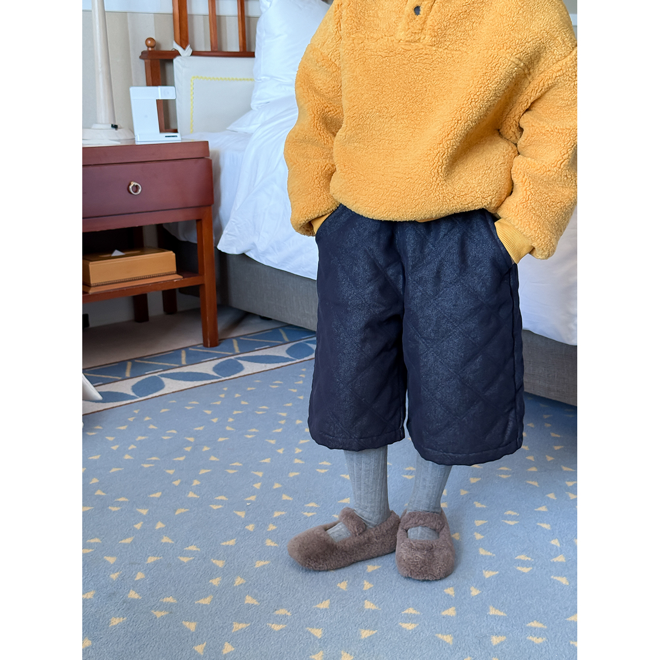 韩版新款女童秋冬棉质菱形格加厚牛仔裤中大童宽松保暖直筒中裤