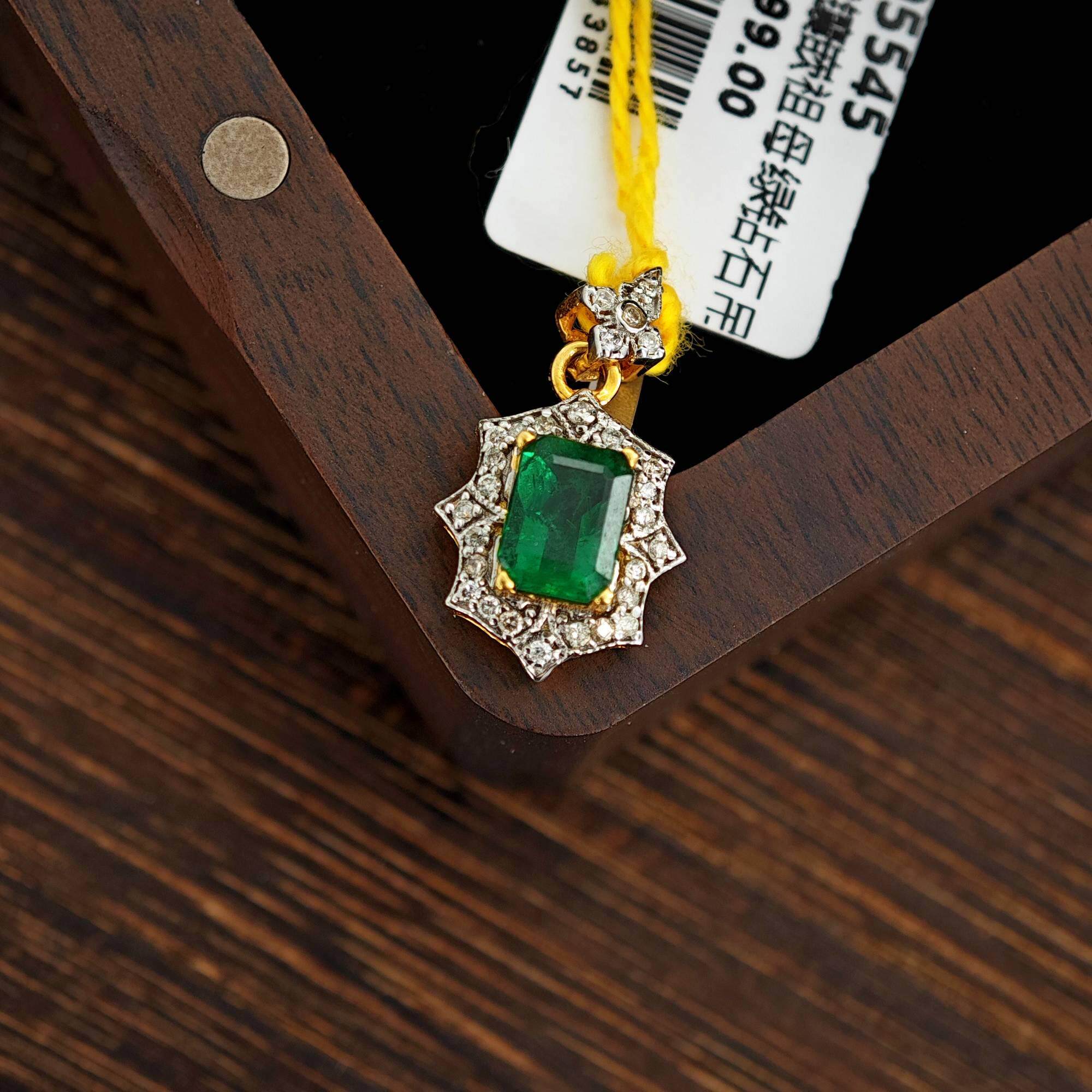 高级气质18小K众金满钻镶嵌天然祖母绿钻石吊坠轻奢时尚女