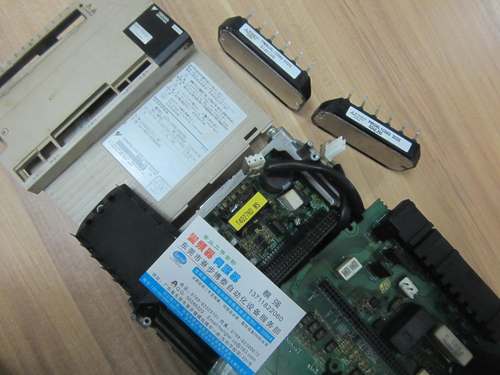 SGDV-120A01A002000 无显示 A100过电流 损坏模块PM50RL1C060维修