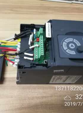 99新 HLP-A100 380V 1.5KW 充新机 HLP-A10001D543P20XB 变频器